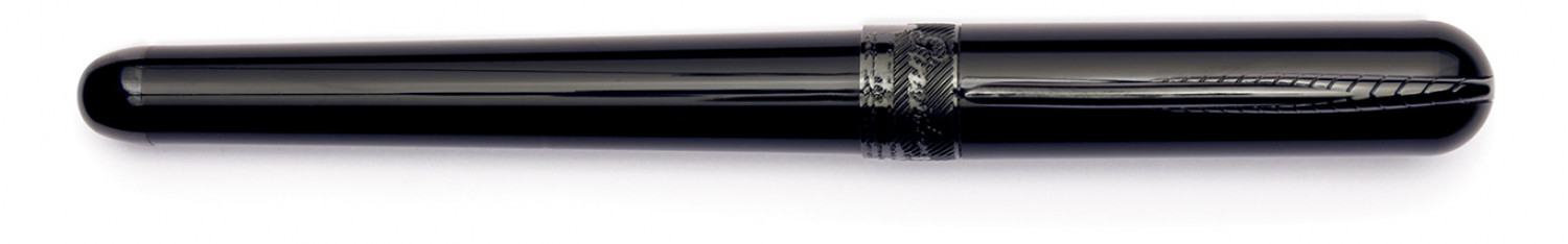 Avatar UR Black Glossy Fountain Pen