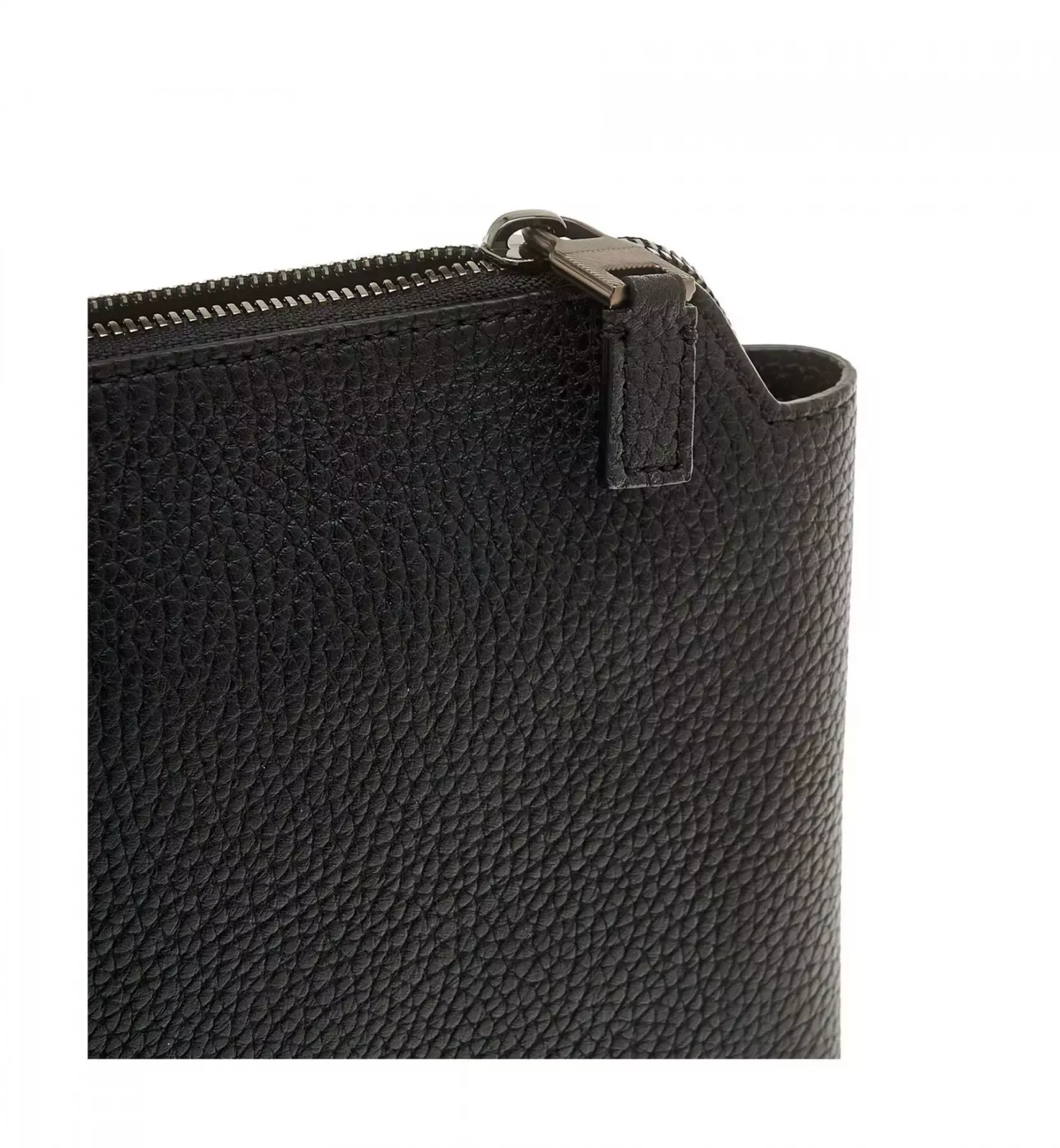 Grained Collection Medium Pouch
